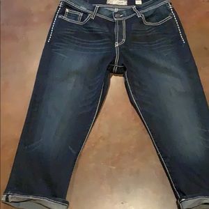 BKE - dark wash jean Capri